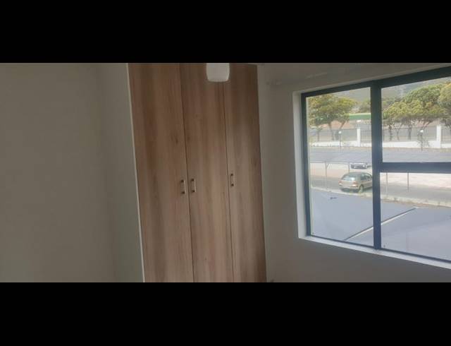 1 BEDROOM PROPERTY TO RENT IN GREENBAY ECO ESTATE